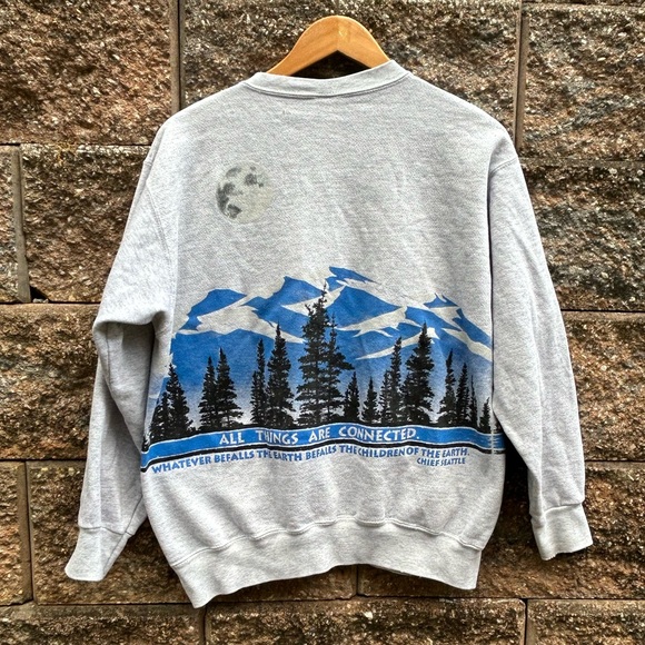 - Vintage Graphic Vanishing Wilderness Sweatshirt - Picture 4 of 7